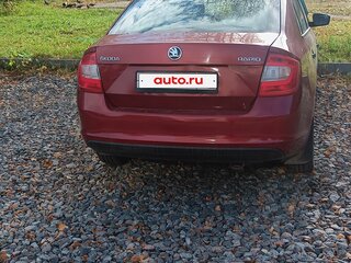 2014 Skoda Rapid I, красный, 550000 рублей, вид 2