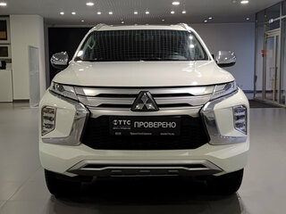 2022 Mitsubishi Montero Sport III Рестайлинг, белый, 3898000 рублей, вид 2