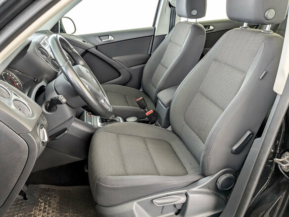 2014 Volkswagen Tiguan I Рестайлинг, чёрный - вид 19