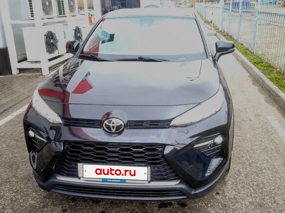 2021 Toyota Wildlander I, чёрный, 3235000 рублей - вид 2