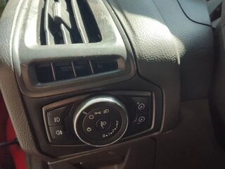 2012 Ford Focus III, красный, 730000 рублей, вид 3