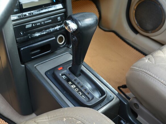 2002 Nissan X-Trail I, чёрный - вид 10
