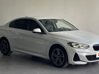 2022 BMW 1 серии 120i III (F52) Рестайлинг, белый, 1510000 рублей, вид 3