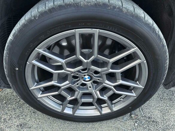 2023 BMW XM, чёрный, 17000000 рублей - вид 9