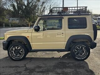 2020 Suzuki Jimny Sierra IV, бежевый, 1510000 рублей, вид 4