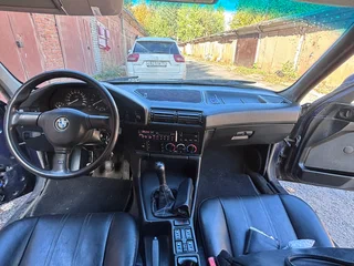 1992 BMW 5 серии 520i III (E34), синий, 430000 рублей, вид 3