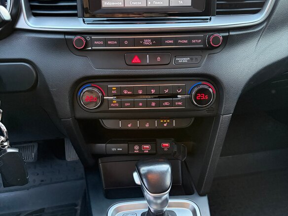 2019 Kia Ceed III, серый - вид 21