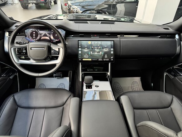 2026 Land Rover Range Rover P400 MHEV V, чёрный - вид 18