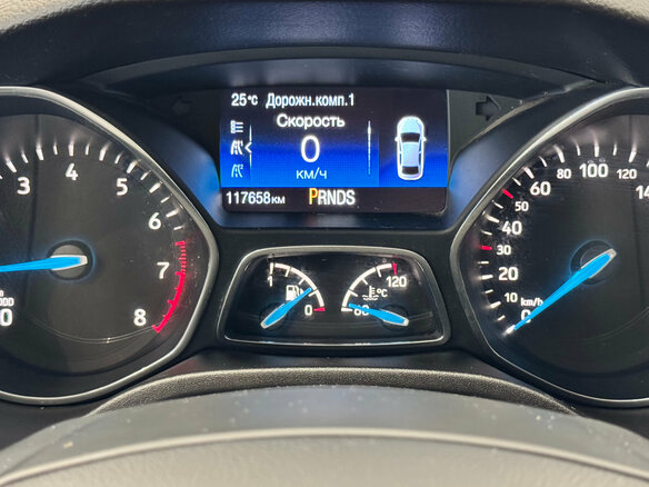 2017 Ford Focus III Рестайлинг, белый, 1150000 рублей - вид 10