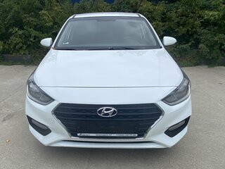 2017 Hyundai Solaris II, белый, 815000 рублей, вид 1