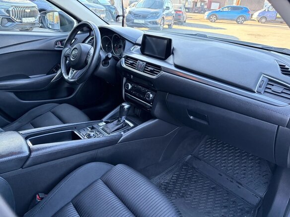 2015 Mazda 6 III (GJ) Рестайлинг, белый, 1750000 рублей - вид 13