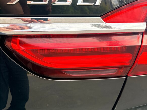 2017 BMW 7 серии Long 750Li xDrive VI (G11/G12), чёрный, 3800000 рублей - вид 19