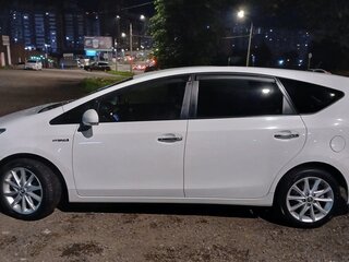 2015 Toyota Prius Alpha I (ZVW40/41) Рестайлинг, белый, 1200000 рублей, вид 3