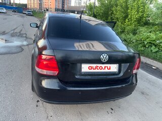 2011 Volkswagen Polo V, чёрный, 320000 рублей, вид 2