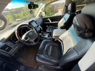 2013 Toyota Land Cruiser 200 Series Рестайлинг 1, чёрный, 3940000 рублей, вид 5