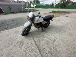 Regulmoto Monster 200