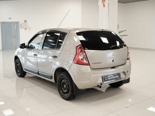 2010 Renault Sandero I, бежевый, 294000 рублей, вид 4