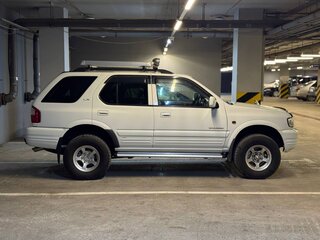 2000 Isuzu Wizard II, белый, 699000 рублей, вид 5