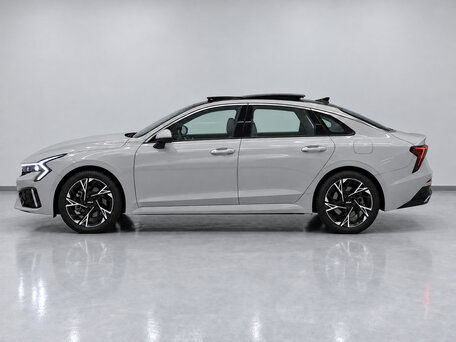 2023 Kia K5 III Рестайлинг, серый, 2730000 рублей, вид 2