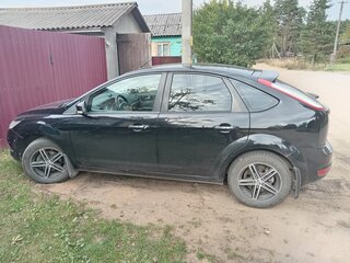 2010 Ford Focus II Рестайлинг, чёрный, 620000 рублей, вид 3
