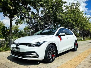2022 Volkswagen Golf VIII, белый, 1804000 рублей, вид 1