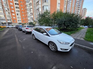 2018 Ford Focus III Рестайлинг, белый, 990000 рублей, вид 1