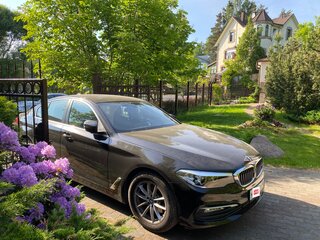 2017 BMW 5 серии 520i VII (G30/G31/G38), чёрный, 4200000 рублей, вид 2