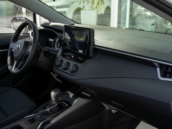2025 Toyota Corolla XII (E210), белый, 2450000 рублей - вид 10