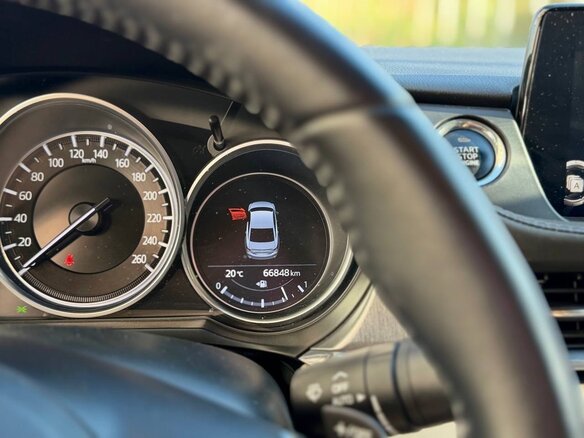 2019 Mazda 6 III (GJ) Рестайлинг 2, красный, 2250000 рублей - вид 7