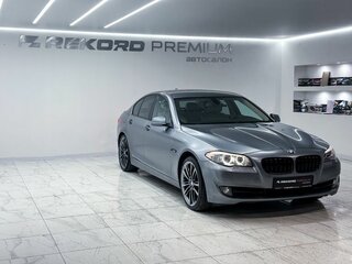 2012 BMW 5 серии 528i xDrive VI (F10/F11/F07), серый, 2050000 рублей, вид 2