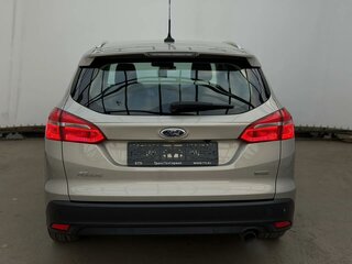 2017 Ford Focus III Рестайлинг, бежевый, 860000 рублей, вид 4