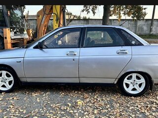 2002 Lada (ВАЗ) 2110, серебристый, 135000 рублей, вид 3
