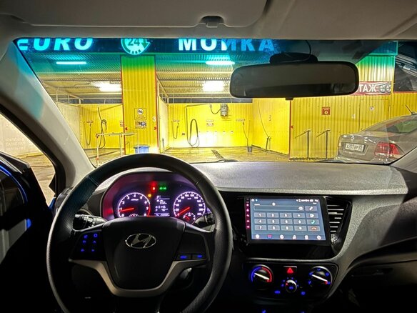 2018 Hyundai Solaris II, синий, 955000 рублей - вид 11