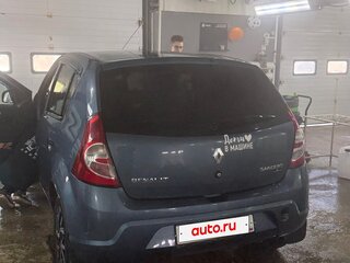 2013 Renault Sandero I, синий, 660000 рублей, вид 4