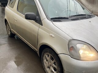 2000 Toyota Yaris I, белый, 180000 рублей, вид 4
