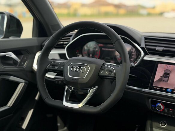 2026 Audi Q3 35 TFSI II (F3), серый, 3850000 рублей - вид 20