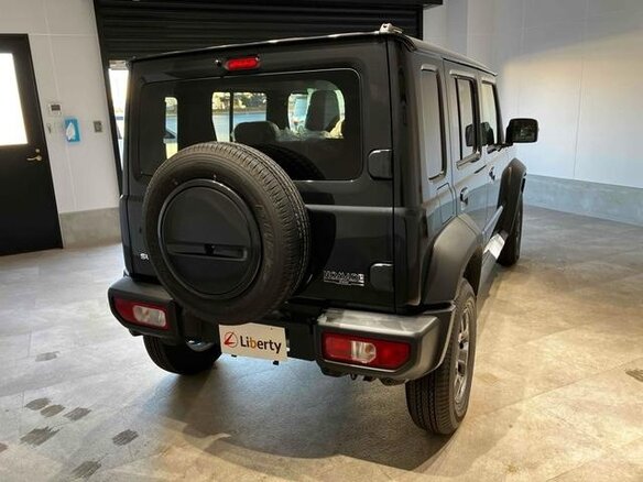2026 Suzuki Jimny IV, чёрный - вид 10