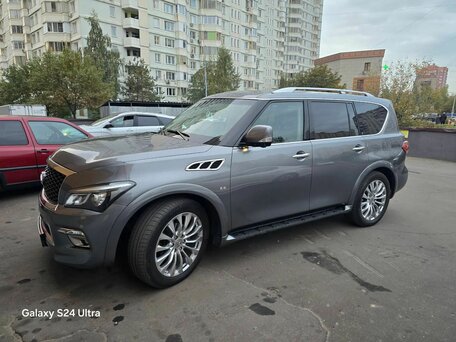 2017 Infiniti QX80 I Рестайлинг, серый, 3100000 рублей, вид 1