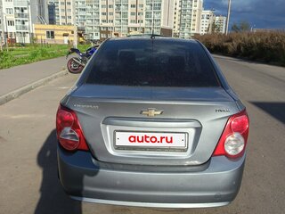 2013 Chevrolet Aveo II, серый, 550000 рублей, вид 3