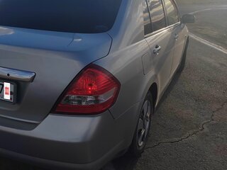 2006 Nissan Tiida Latio I, серый, 550000 рублей, вид 4