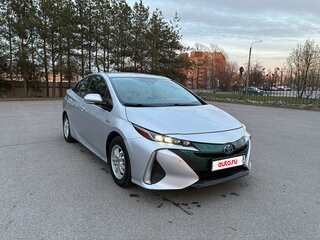 2018 Toyota Prius PHV ZVW52 Prime IV (XW50), серебристый, 2100000 рублей, вид 1