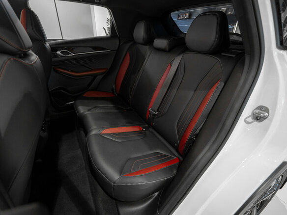 2024 Geely Coolray (Binyue Cool) I Рестайлинг, белый, 2095000 рублей - вид 16