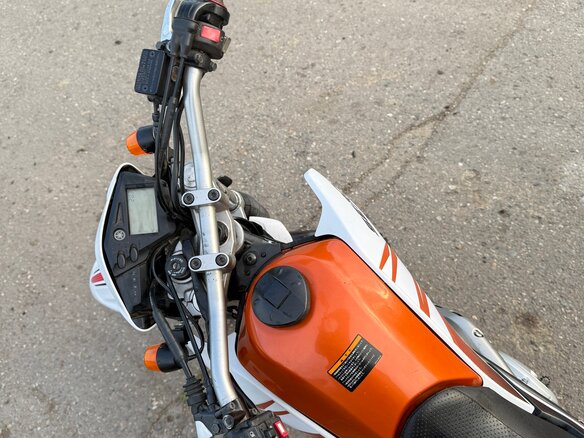 2019 Yamaha XT250 Serow, оранжевый, 400000 рублей - вид 9