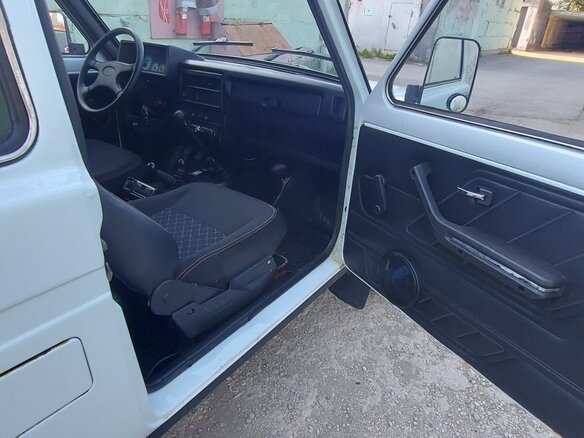 2008 Lada (ВАЗ) 2121 (4x4) I Рестайлинг, белый - вид 12