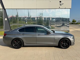 2014 BMW 5 серии 520i VI (F10/F11/F07) Рестайлинг, серый, 1900000 рублей, вид 4