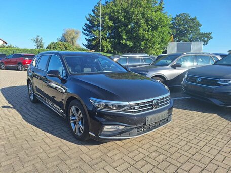 2022 Volkswagen Passat B8 Рестайлинг, чёрный, 2729000 рублей, вид 2