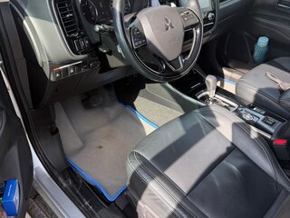 2021 Mitsubishi Outlander III Рестайлинг 3, серый, 3100000 рублей, вид 5
