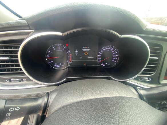 2014 Kia Optima III Рестайлинг, чёрный, 1400000 рублей - вид 7