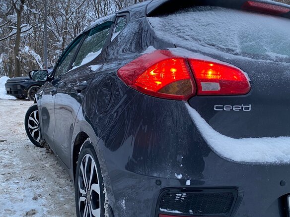 2016 Kia Ceed II Рестайлинг, серый, 1340000 рублей - вид 5