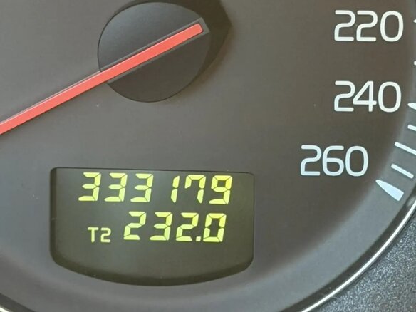 2003 Volvo S80 I Рестайлинг, чёрный, 700000 рублей - вид 3